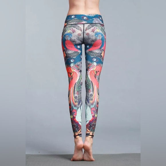 Yoga Peacock off brand Amazon stretch Diiso Bird Leggings M women’s art wearable - Picture 4 of 13